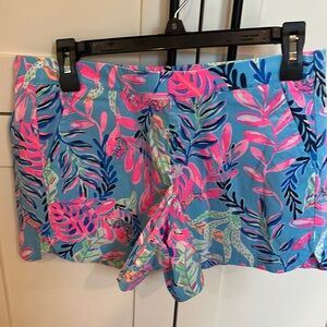 Lilly Pulitzer Vibrant Leaf Print Shorts